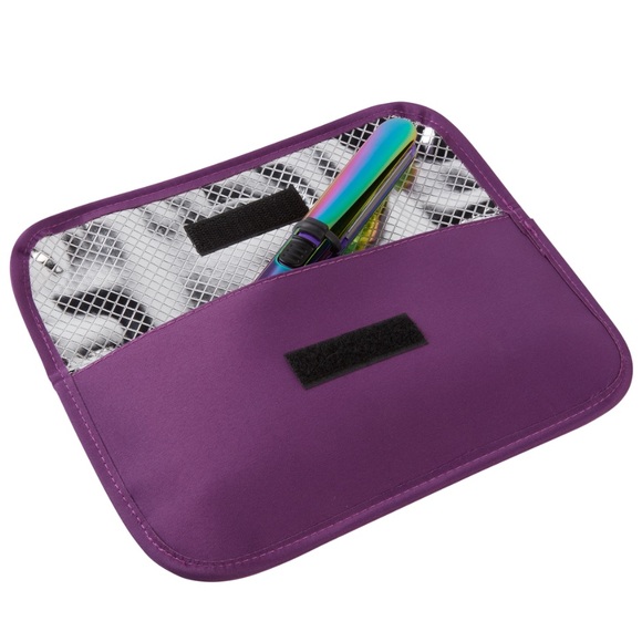 NWOT BaBylissPRO Limited Edition Mini Prima Flat Iron Iridescent Oil Slick - Picture 2 of 16